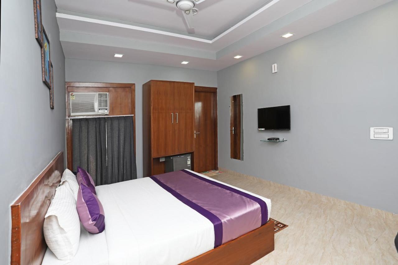 מלון Capital O Aashiyana Paradise Near Omaxe Gurgaon Mall מראה חיצוני תמונה